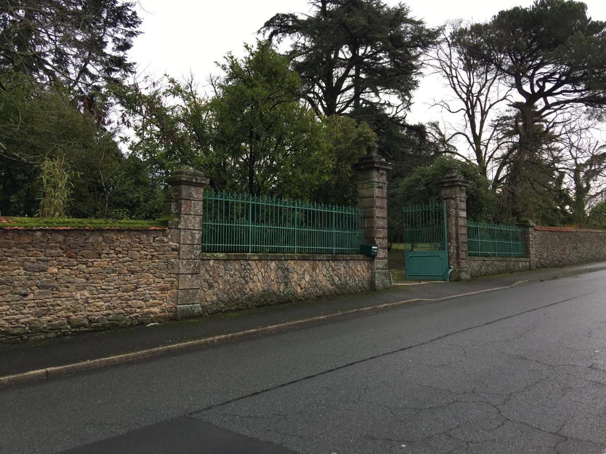 Le Chateau Des Tourelles En Vendee La Gaubretiere Екстер'єр фото