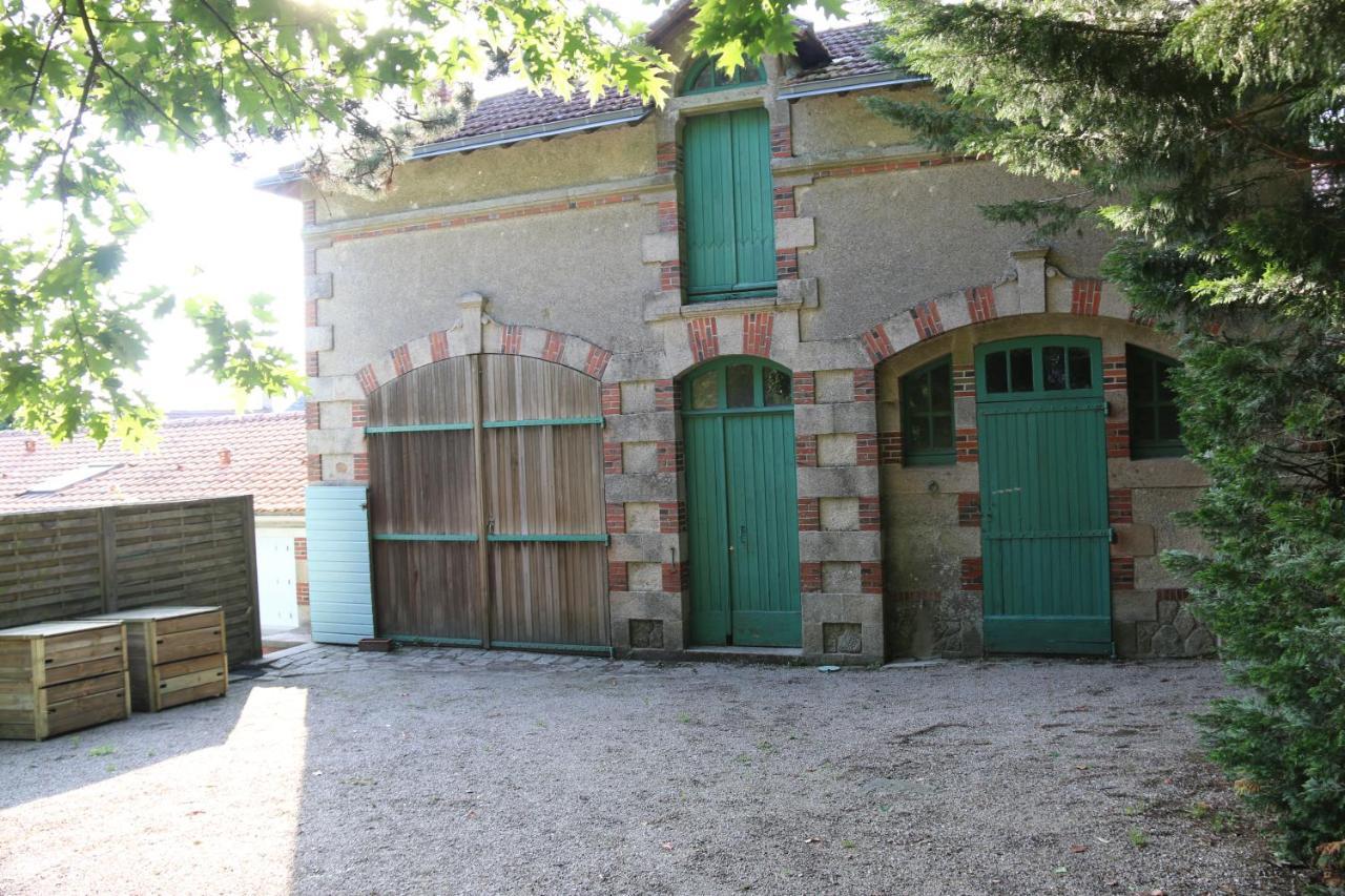 Le Chateau Des Tourelles En Vendee La Gaubretiere Екстер'єр фото